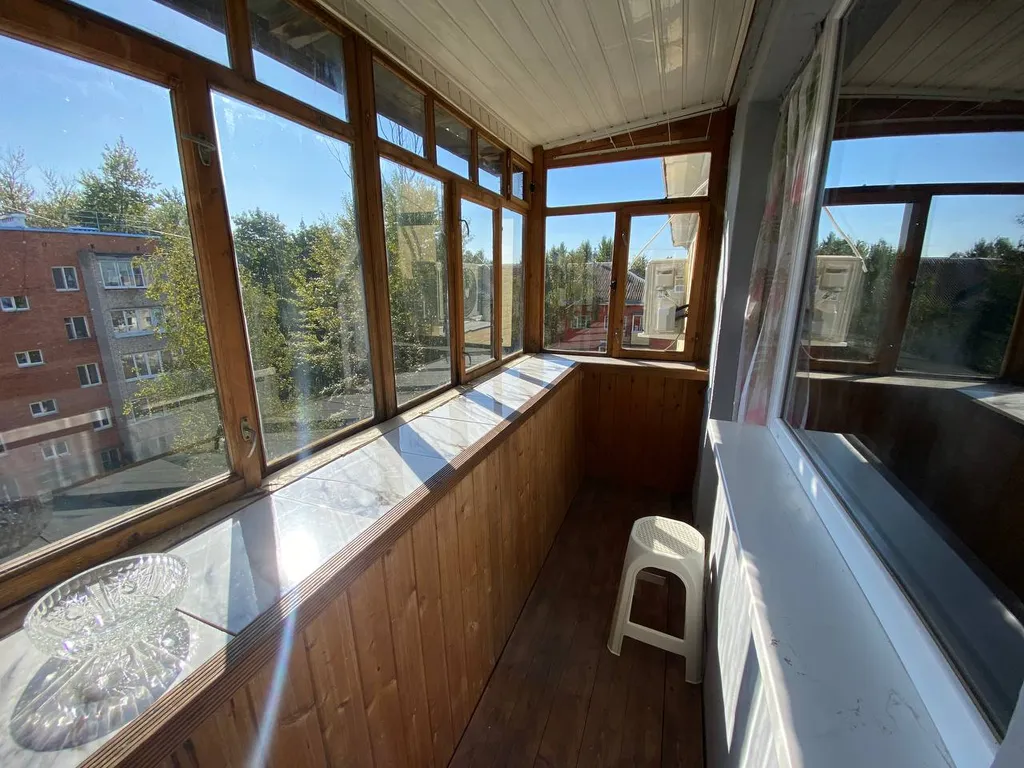 Шикарная однушка с отдельной комнатной в Зареченском районе