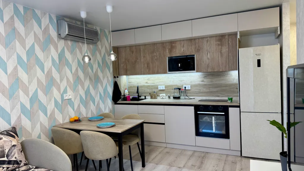 Уютная светлая евродвушка в 15 минутах ходьбы до центральной площади