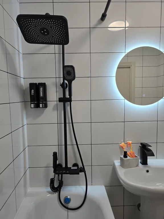 Стильная евродвушка у МРНЦ имени Цыба