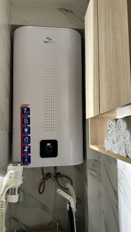 Студия с подогреваемым бассейном в клубном поселке