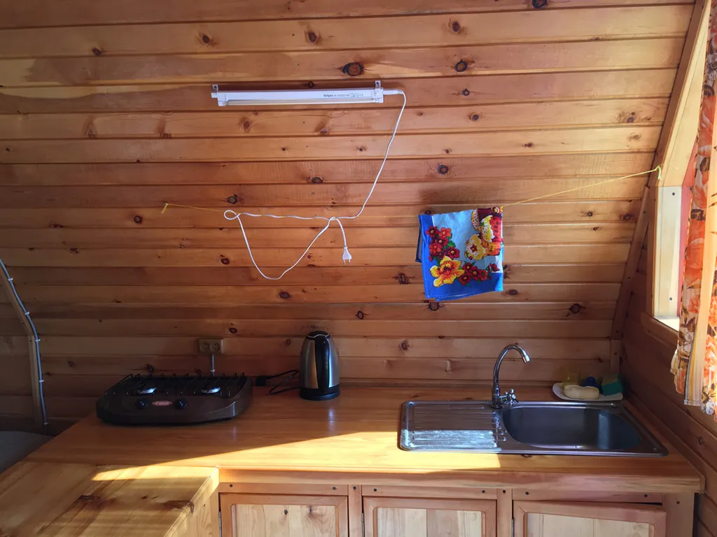 Уютный домик на берегу Телецкого озера