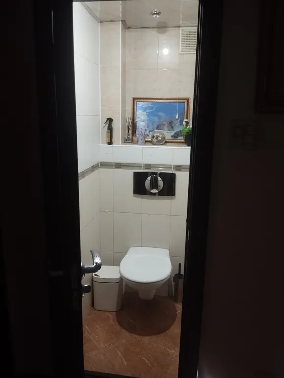 Уютная комната в трёхкомнатной квартире