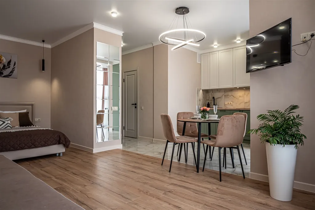 Новая уютная квартира с видом на фонтан