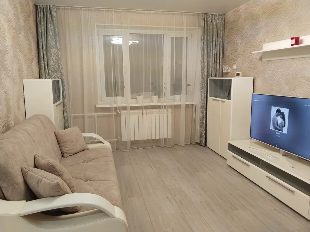 Квартира Уютная квартирка — аренда посуточно в Сургут