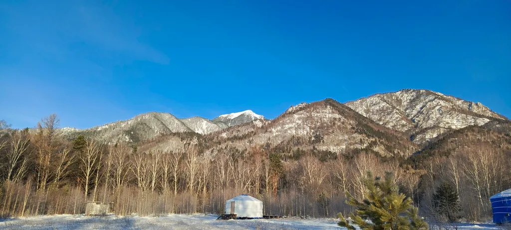 Юрта с панорамным окном