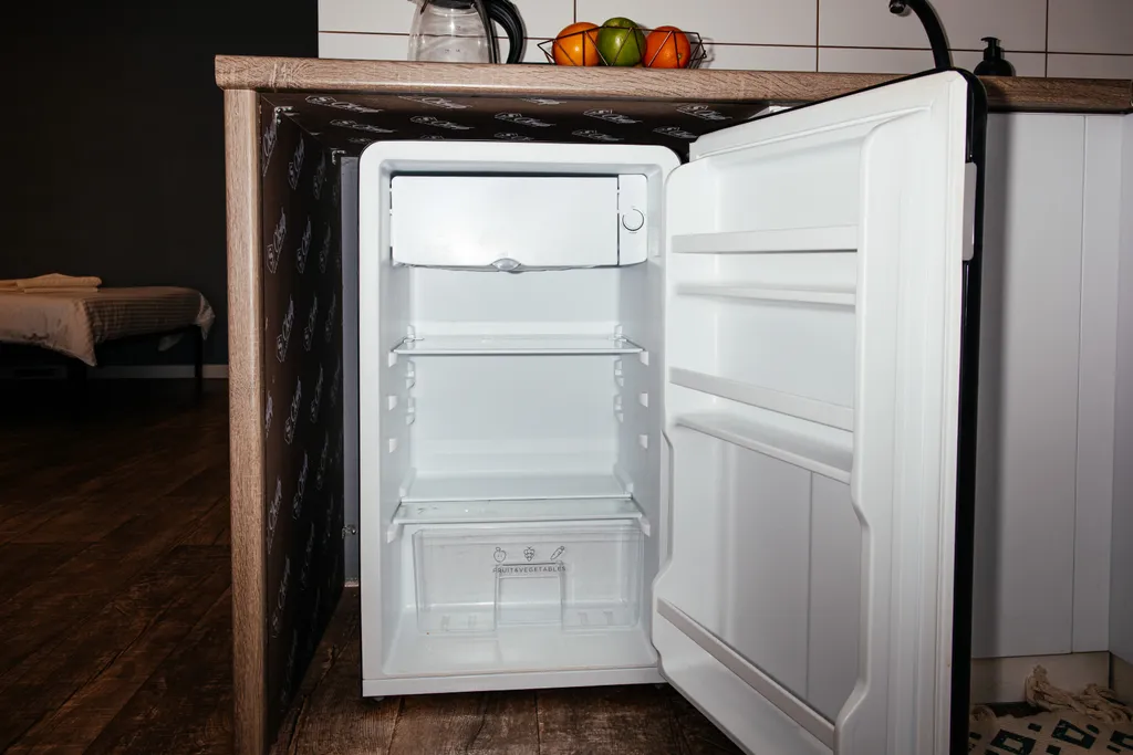 У железнодорожного вокзала