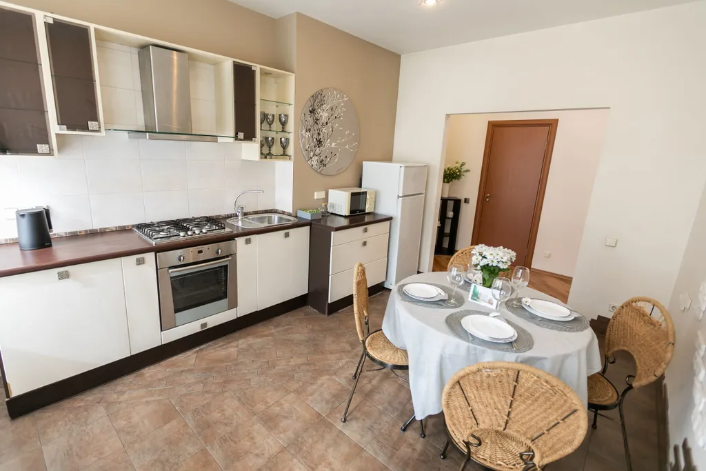 Всё рядом: мосты, музеи, парки