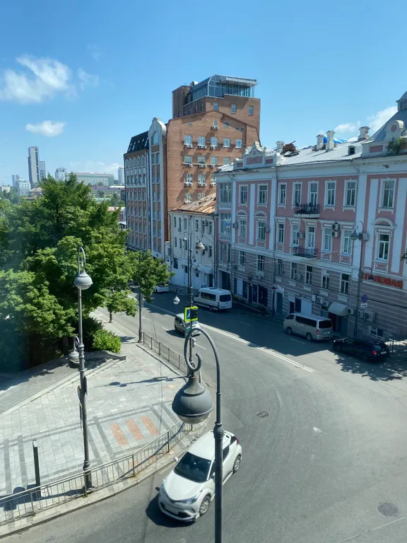 Светлая квартира в самом сердце города в историческом здании