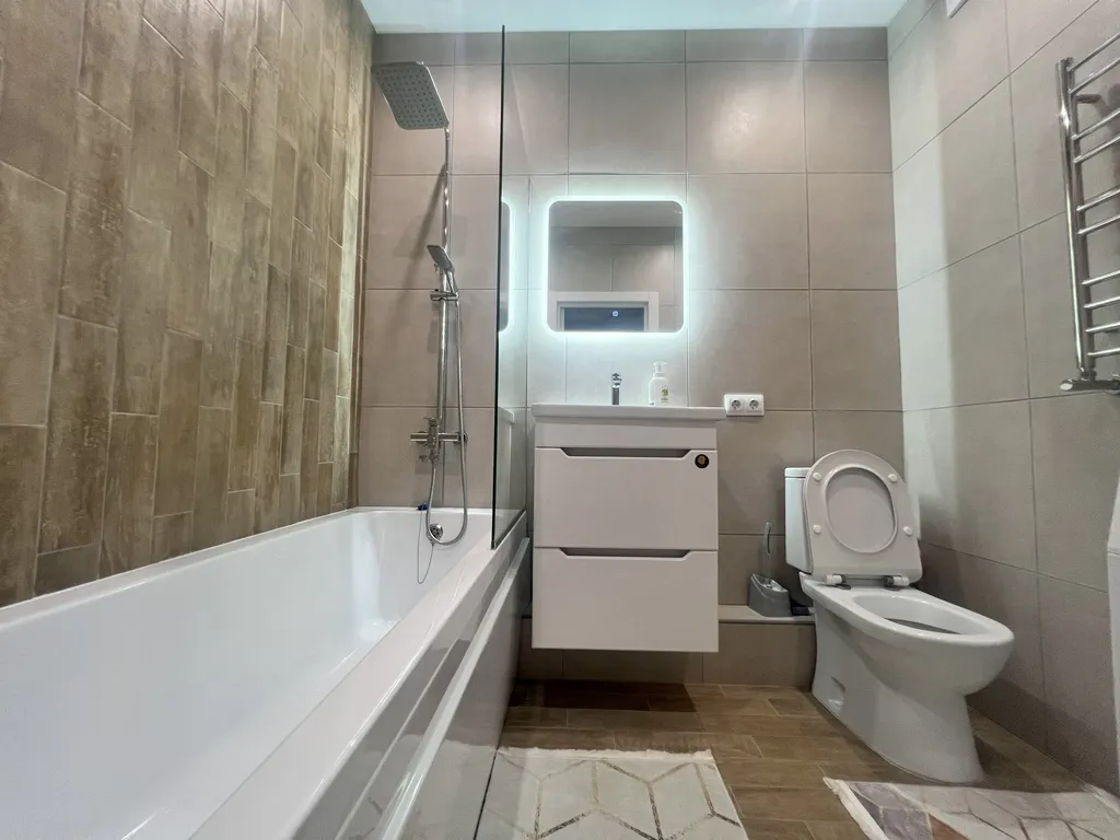 Квартира в центре города, жк Левобережье