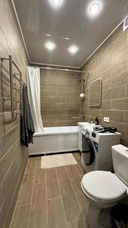 Стильная уютная новая квартира