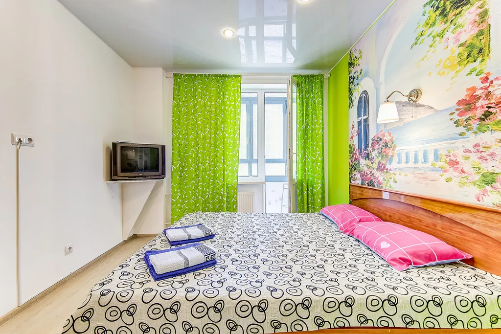 У метро Девяткино, 3 минуты пешком от метро