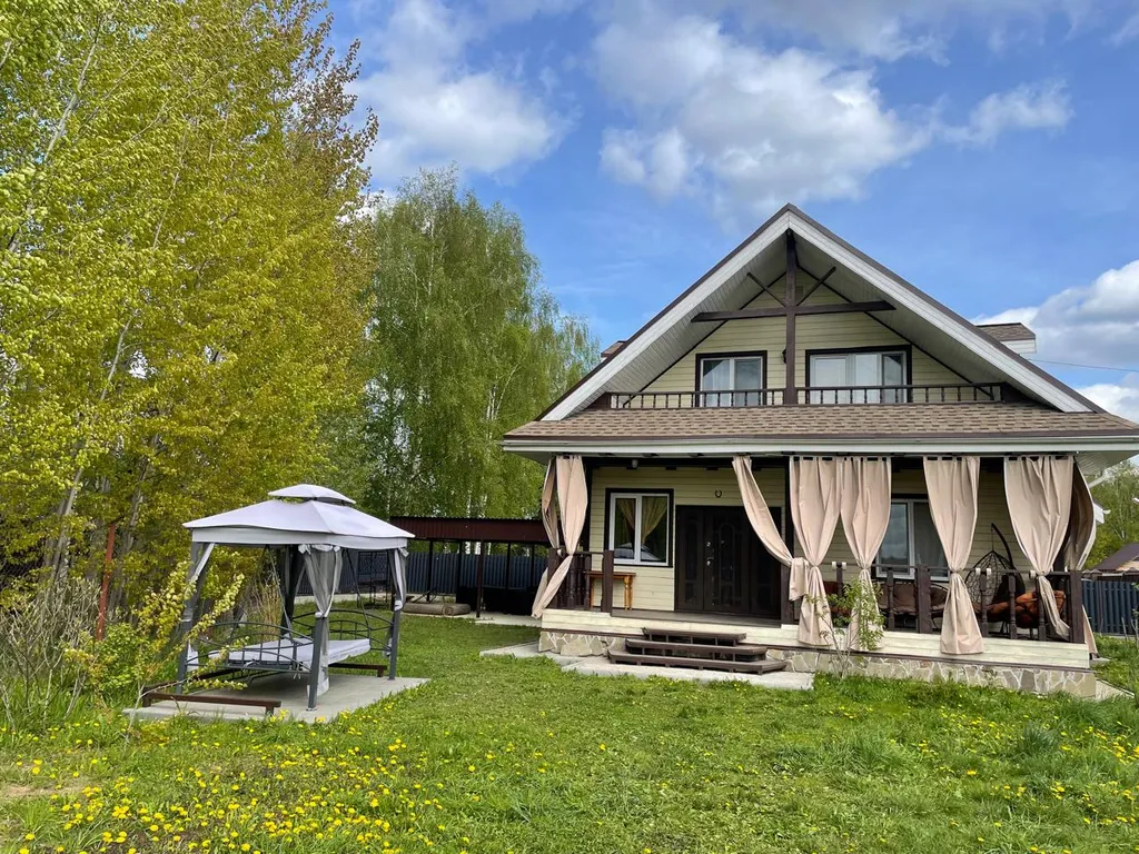 Коттедж Дом у озера — аренда посуточно в Щёлково