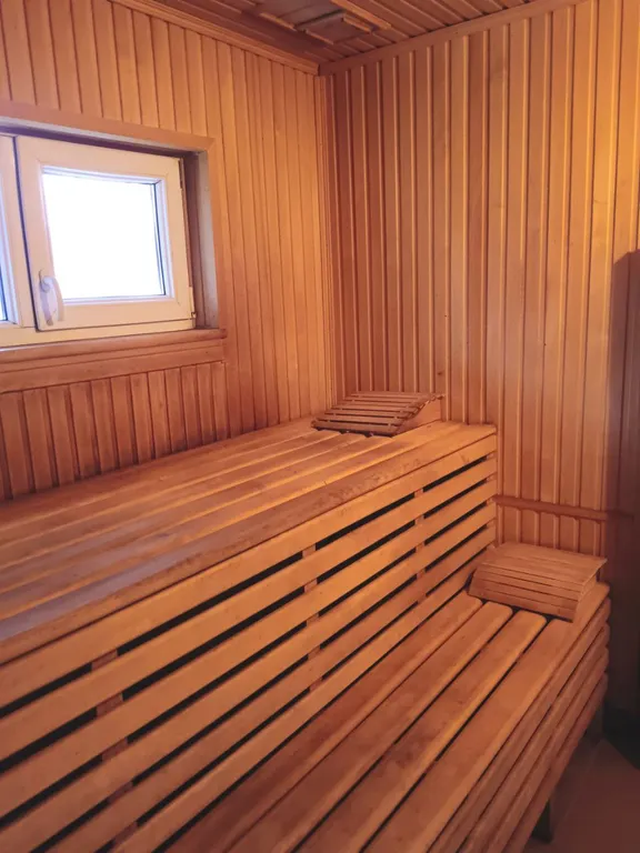 Домик у моря вдали от суеты