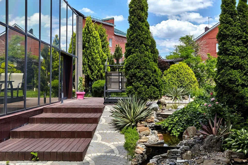 Дом "Донна Роза" на Аксайской -знаменитый дом с олимпийским бассейном