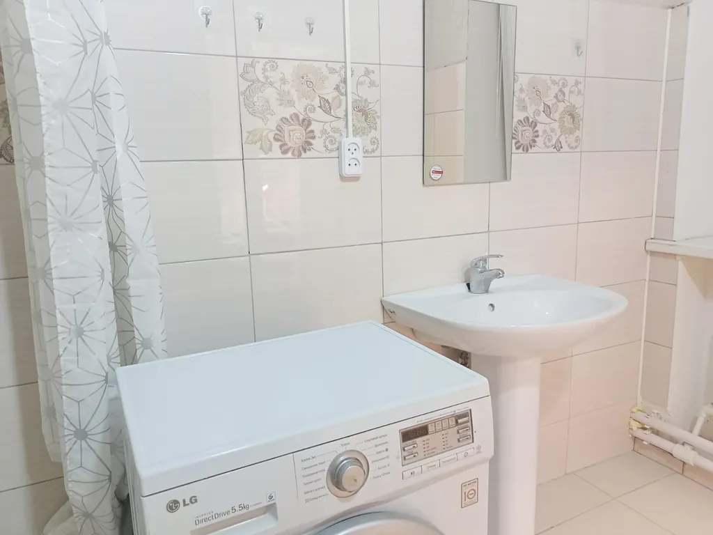 Квартира Уютная и светлая квартира-студия рядом с Буддийским Хурулом — Элиста