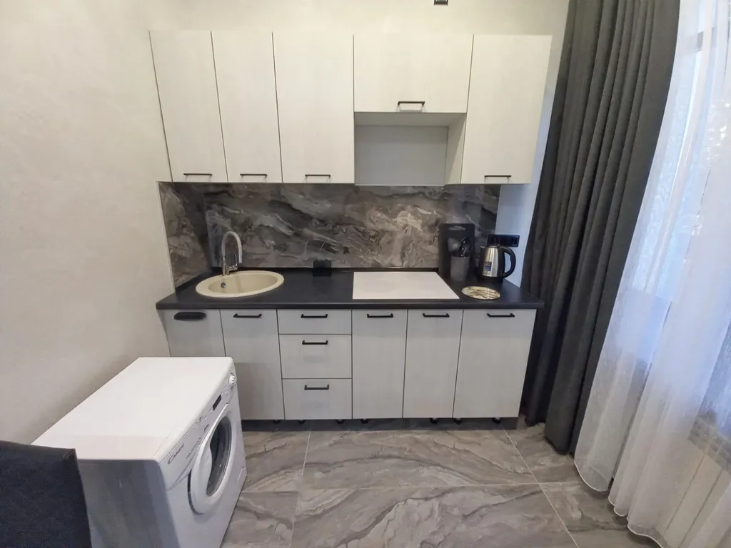 Квартира 2-комнатная квартира, набережная, центр — Омск