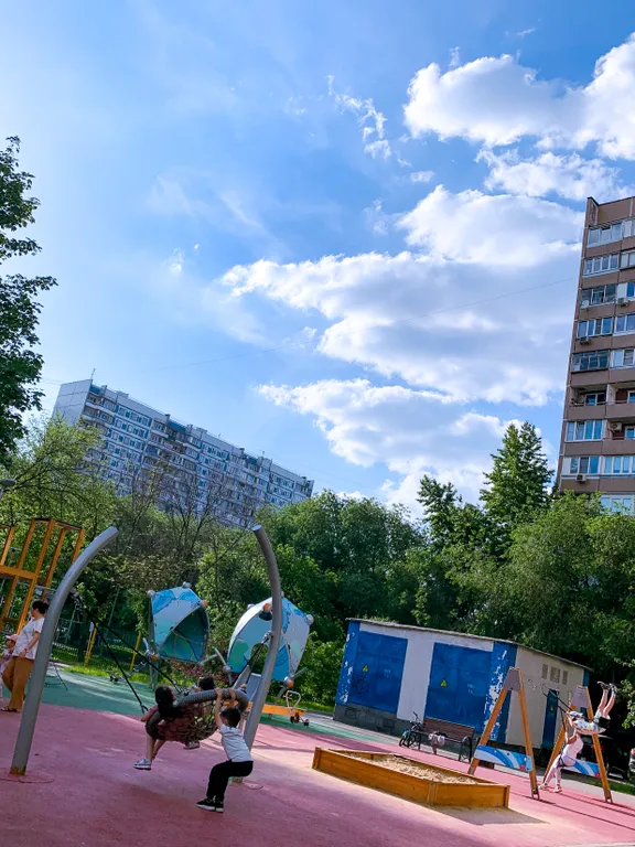 Квартира Просторная квартира рядом с метро Марьино — Москва