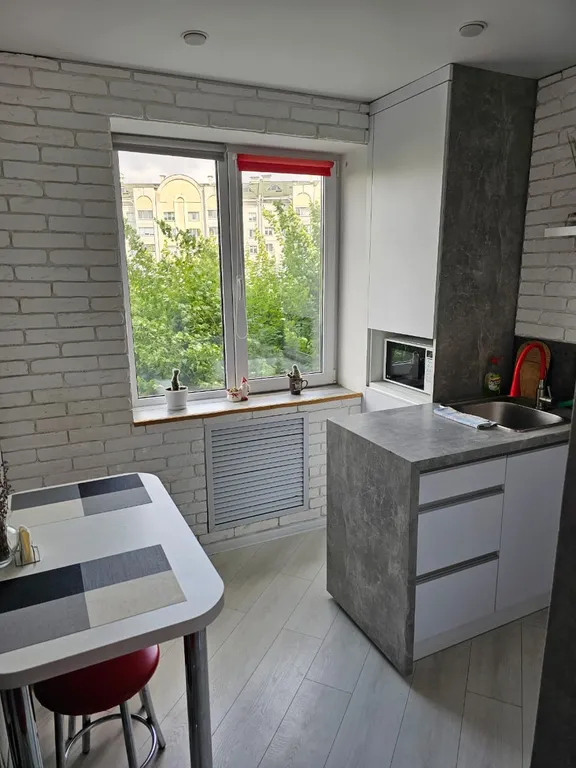 Квартира с дизайнерским ремонтом, недалеко от Центра