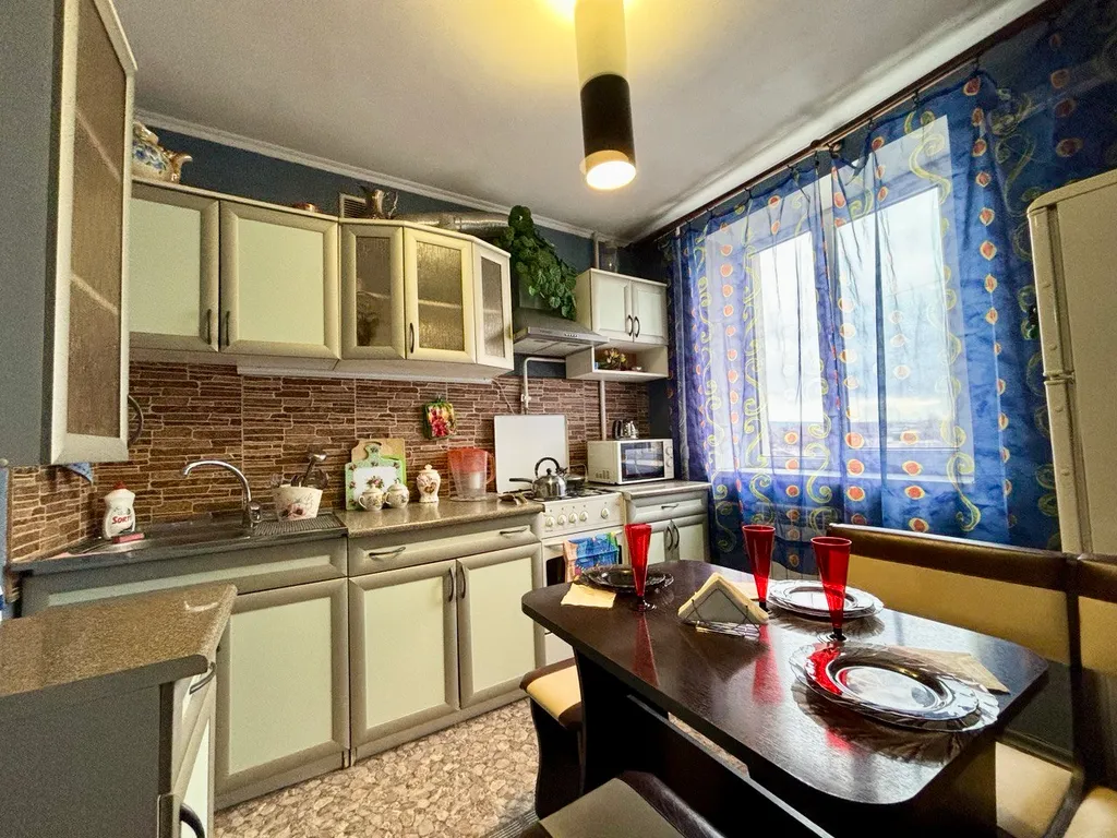 Квартира Комфортная просторная квартира от собственника — Симферополь