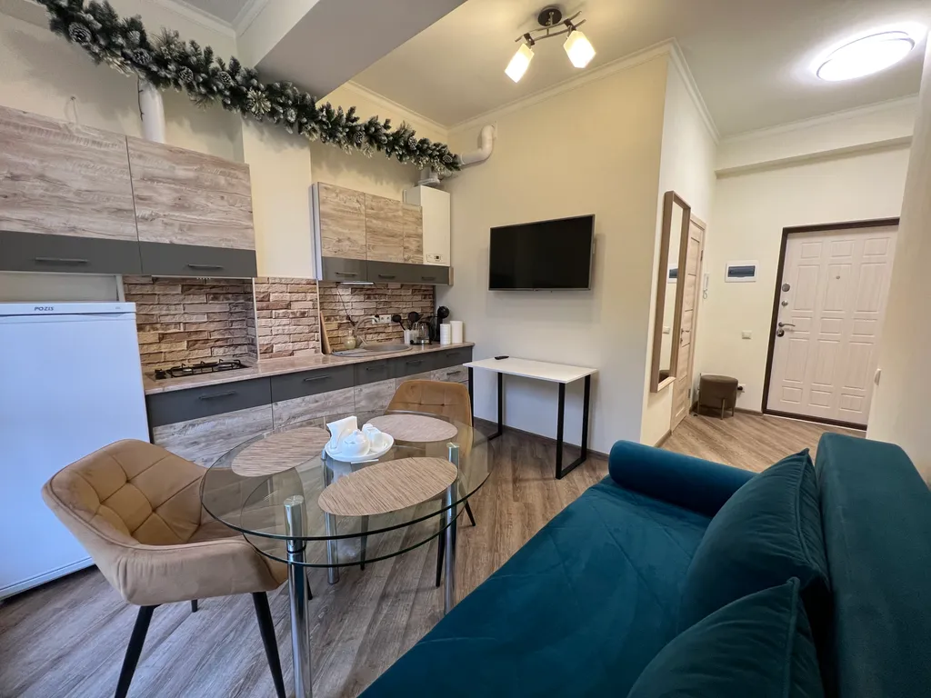 Сдается однокомнатная квартира в центре Красной поляны.