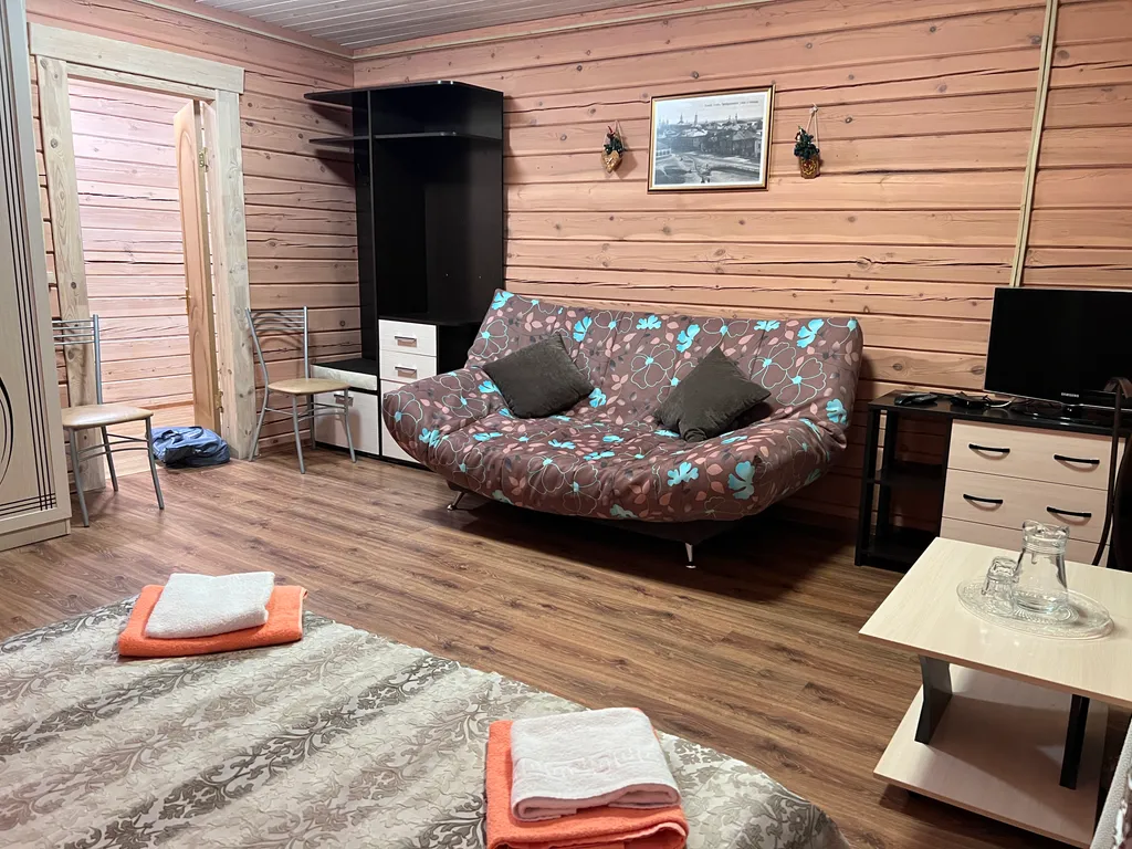 Коттедж с баней и беседкой у Вотчины Деда Мороза