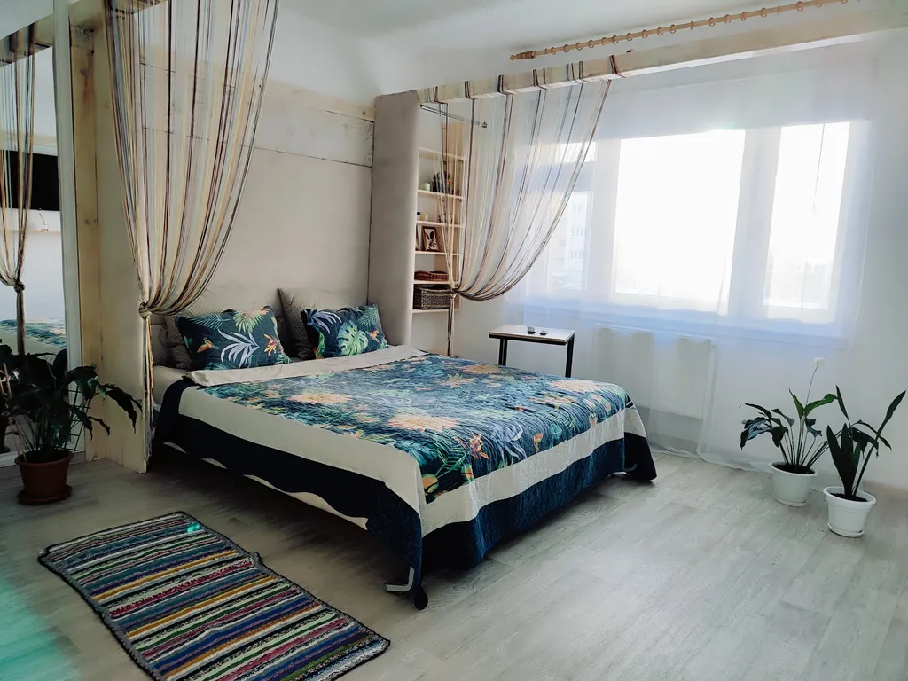 Квартира с кинотеатром — аренда посуточно в Новый Уренгой