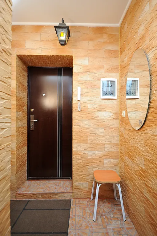 Квартира 2-комнатная Квартира — Омск