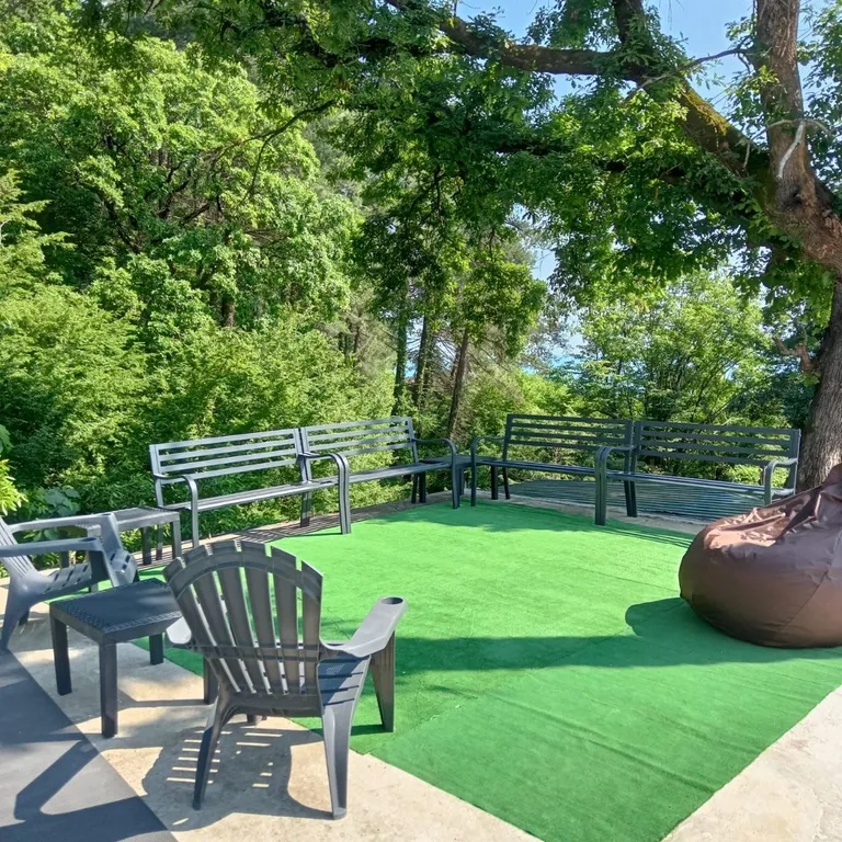 Квартира Квартира Трёхместный номер в новом коттедже с бассейном и сауной — Лазаревское