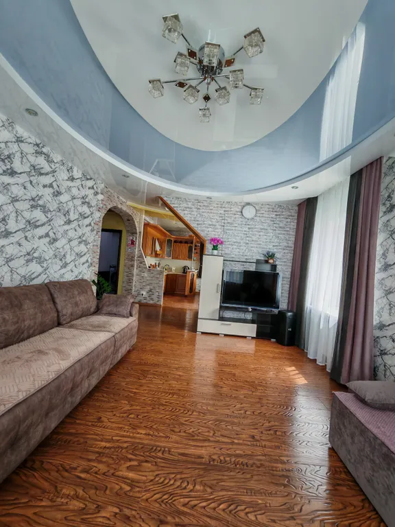 Уютный домик с баней рядом с центром города