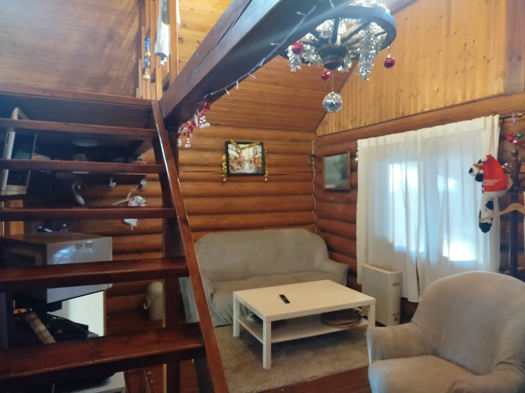 Теплый, уютный дом для семьи и небольшой компании