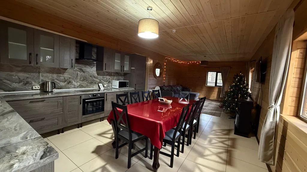 6-комнатный Дом