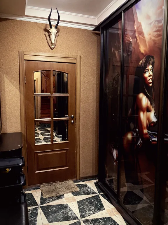 Двухэтажная квартира с кинотеатром в самом центре