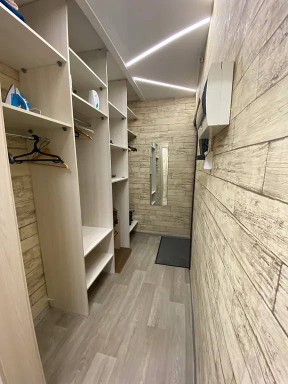 Уютная квартира в центре Новоильинского района