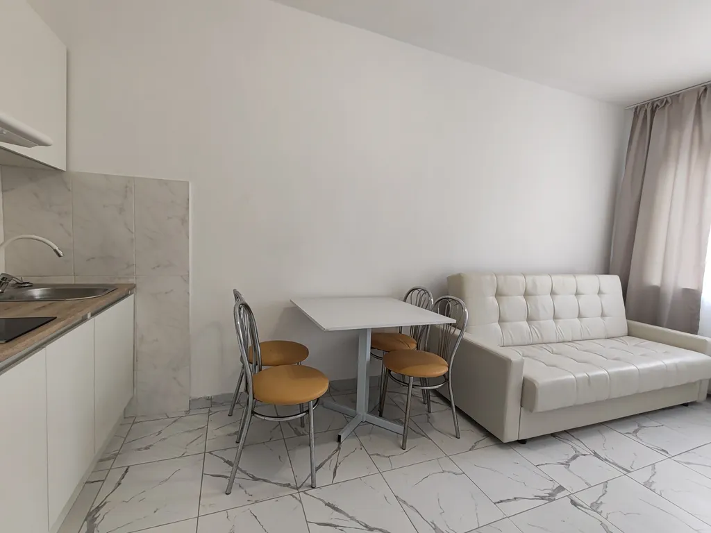 Znsrent Металлургов 106