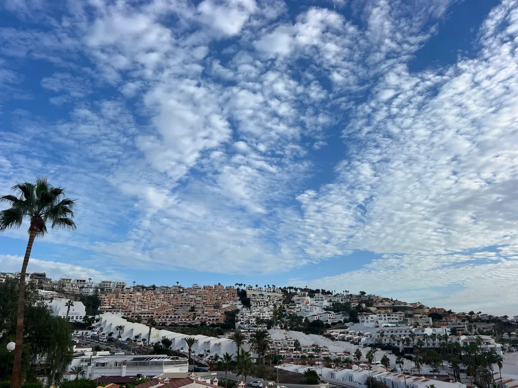 PaulMarie Apartment with heated pool in Las Brisas