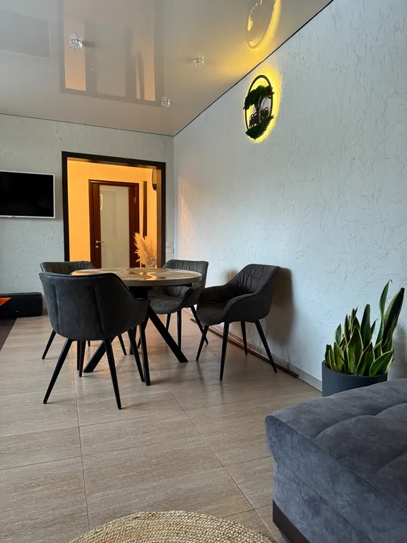 Уютный дом у леса