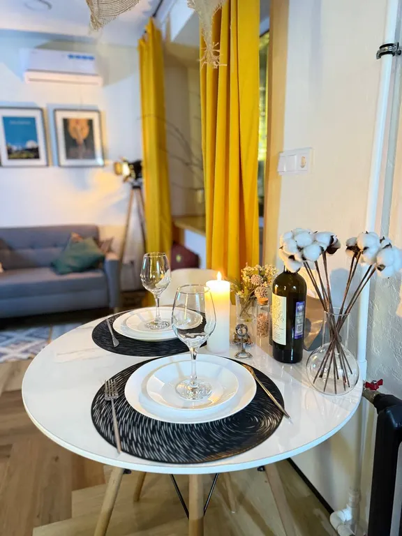 Дизайнерская однушка в центре, современный формат