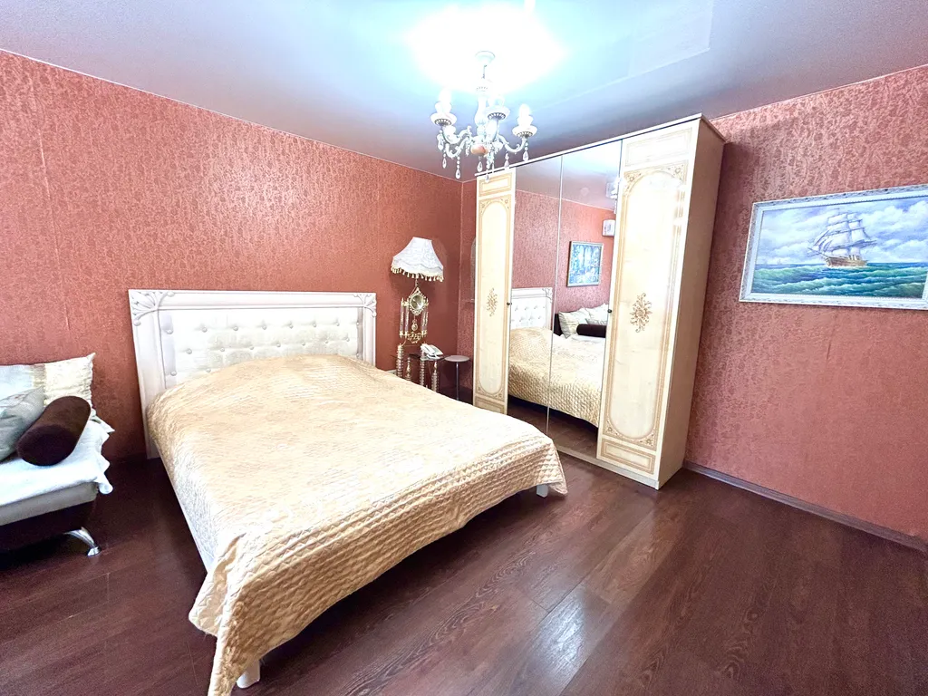 Квартира у Площади Якуба Коласа и Комаровского рынка