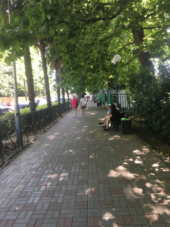 Двушка в центре у моря аэропорта и вокзала