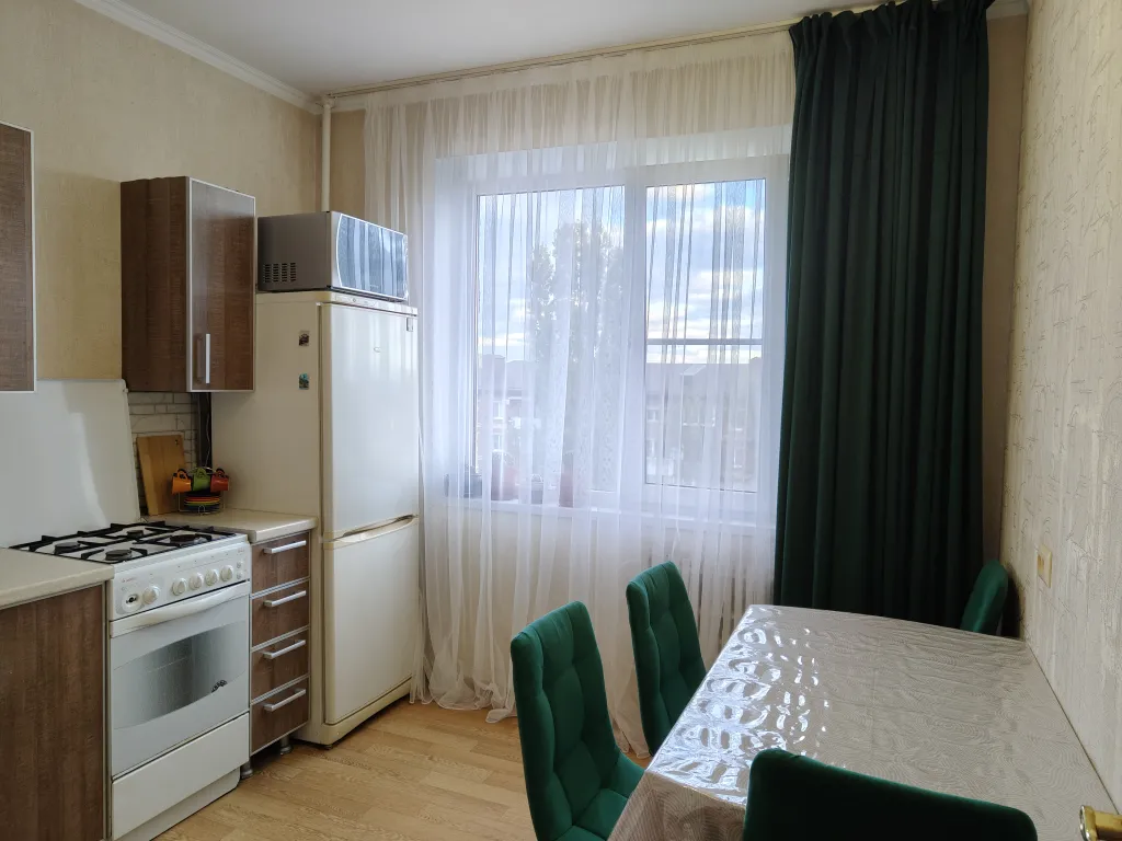 Отличная двухкомнатная квартира — аренда посуточно в Майкоп