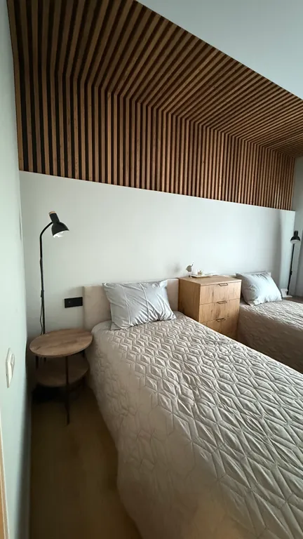 Дом с сауной и террасой а видом на сад