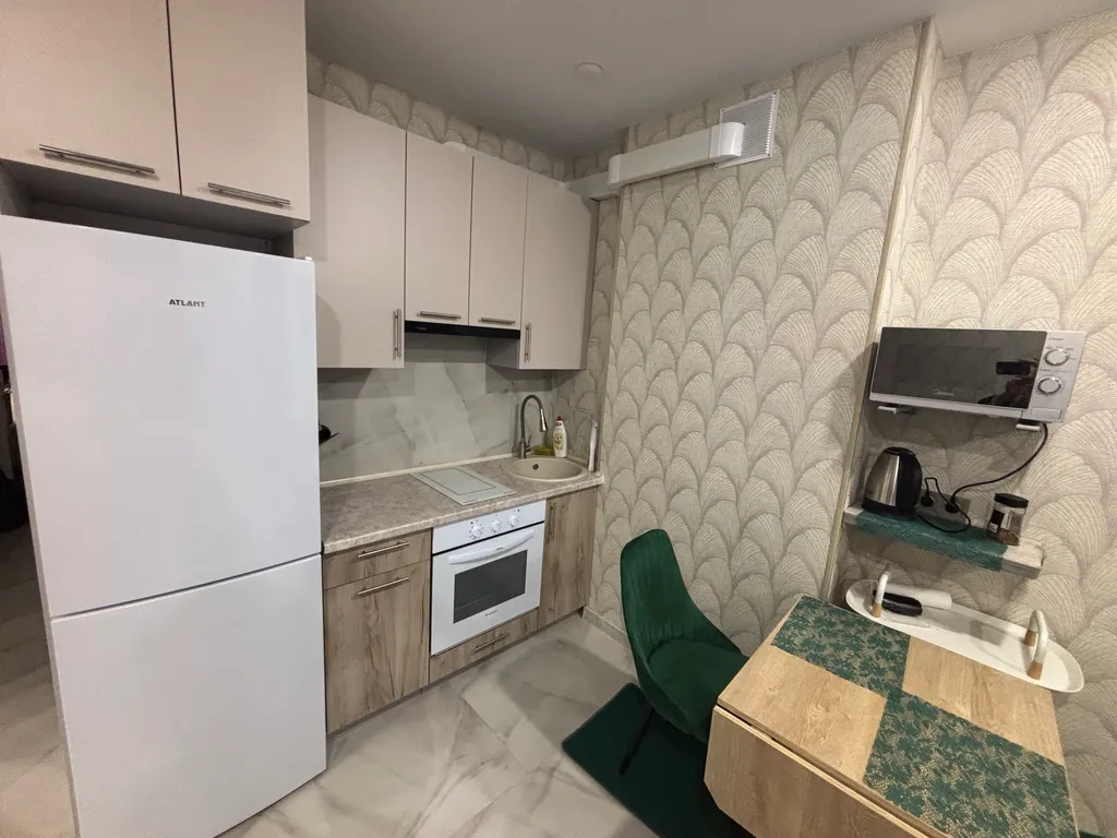 Новая 2-комнатная квартира с кондиционером в новом доме