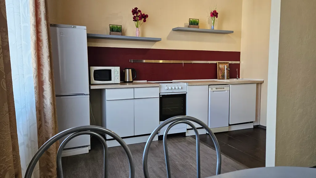 Квартира Квартира Просторная 3-комнатная в центре рядом с красивым парком — Екатеринбург