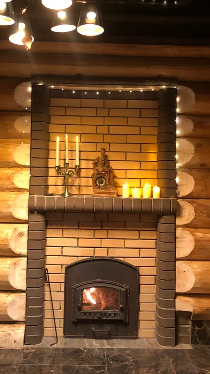 Большой дом с русской баней на дровах и чаном в Зелёном городе