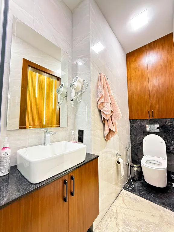 Kazakhstan resident's 171 by Royal rentals