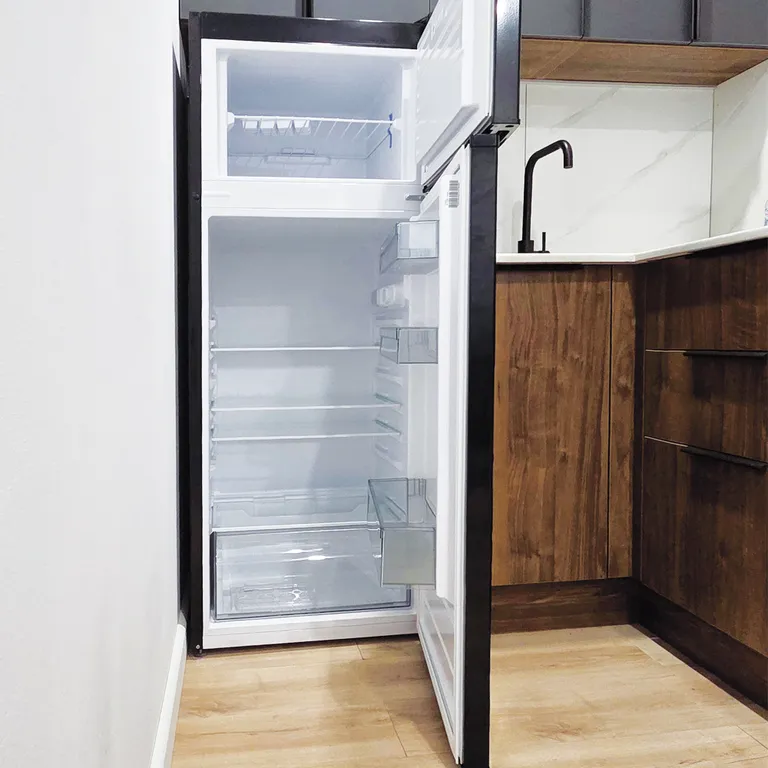 Люкс студия 1+1 у самого моря, 10м до пляжа