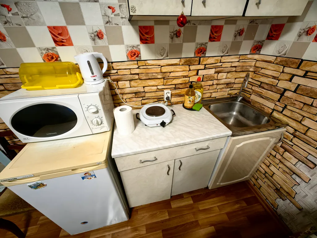 Студия рядом с Больницей 21 и Клиникой Мать и дитя