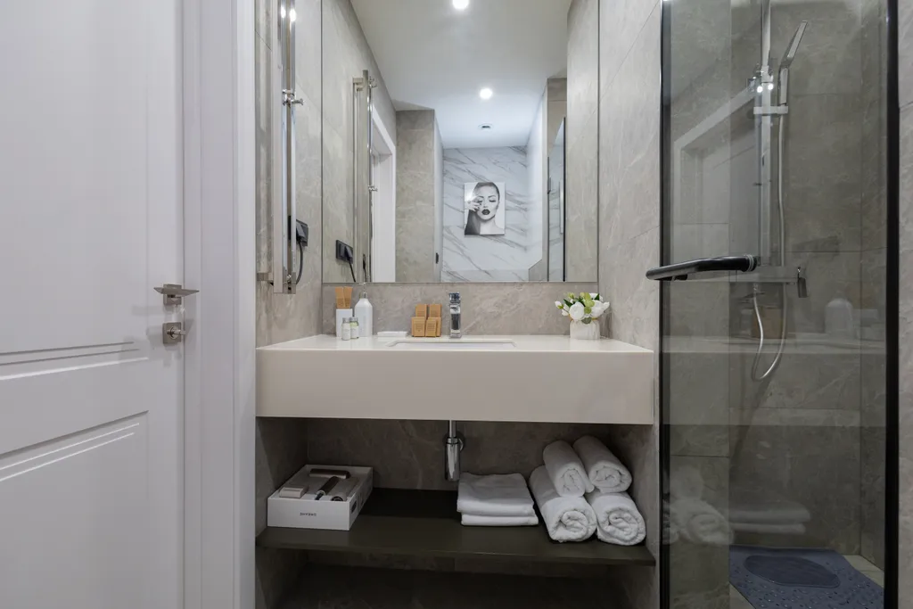 Мерцающая тишина с панорамным видом на море