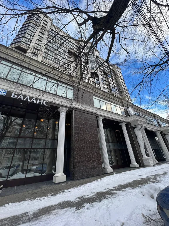 Апартамент в центре в доме бизнес класса с панорамным видом на город