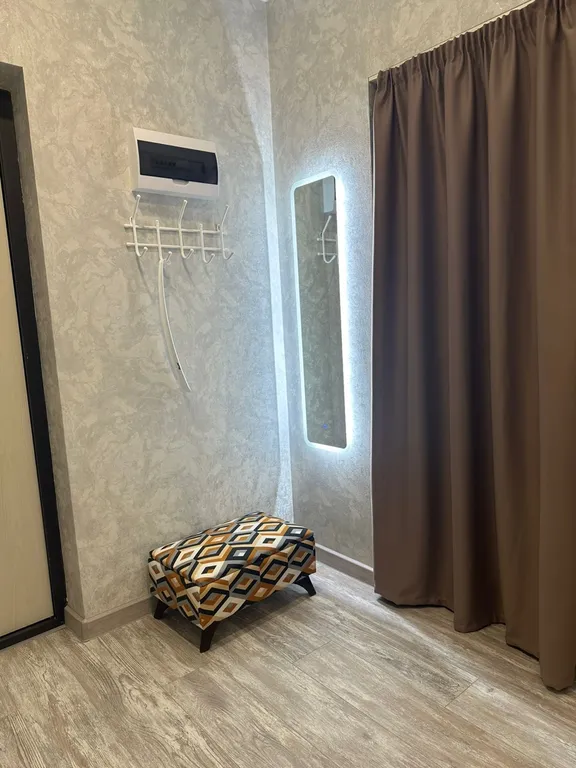 Квартира у выставки